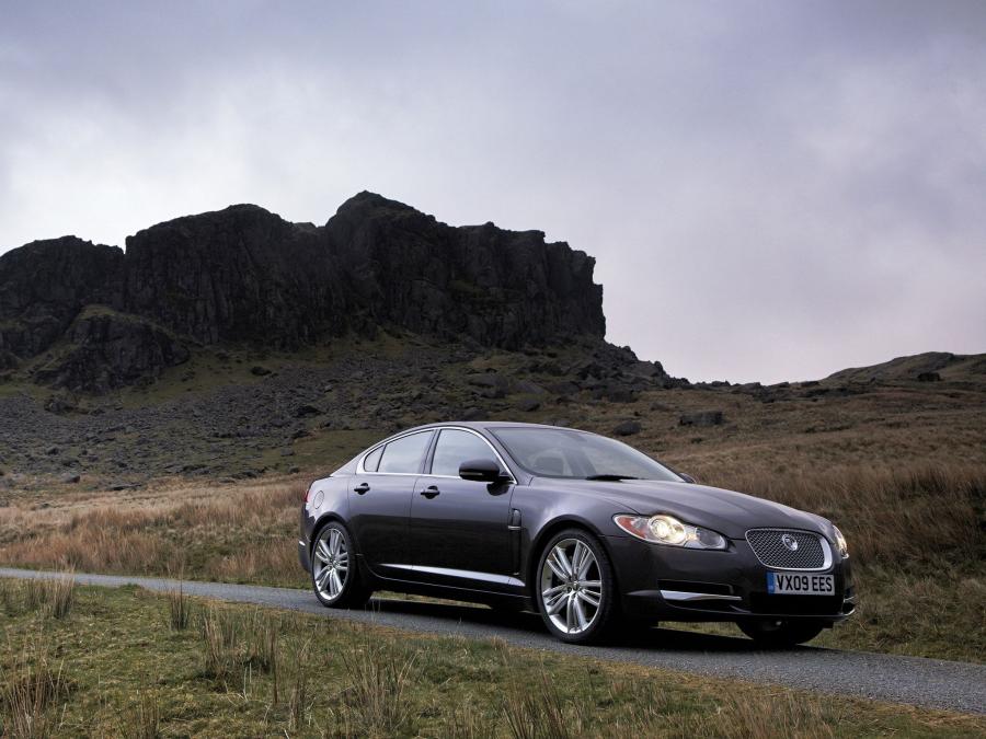  Jaguar XF Diesel S 2009 года  (фото 39 из 82)